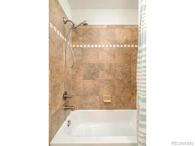 4121 Lonetree Court Boulder, CO 80301
