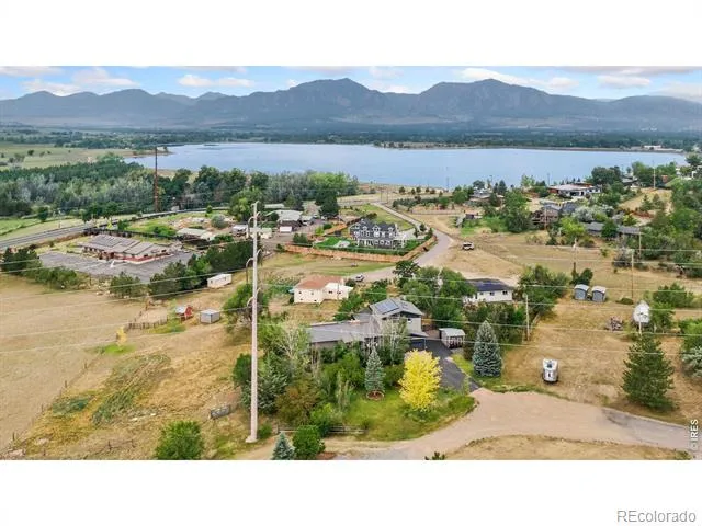 795 Fox Hill Court Boulder, CO 80303