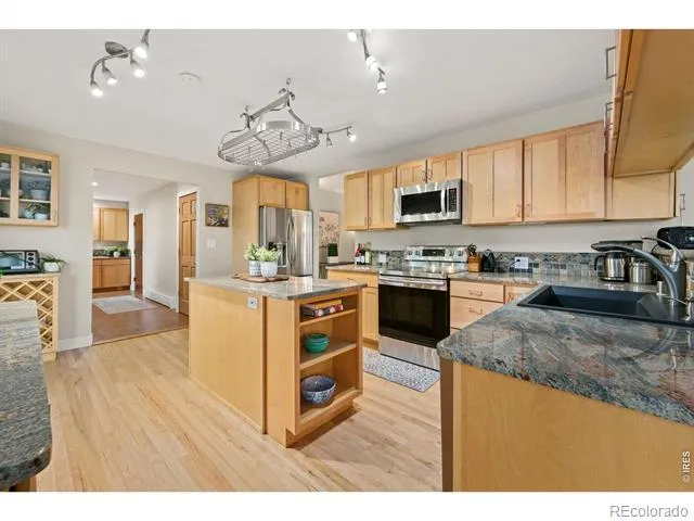 795 Fox Hill Court Boulder, CO 80303