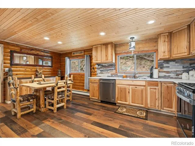 12743 Rist Canyon Road Bellvue, CO 80512
