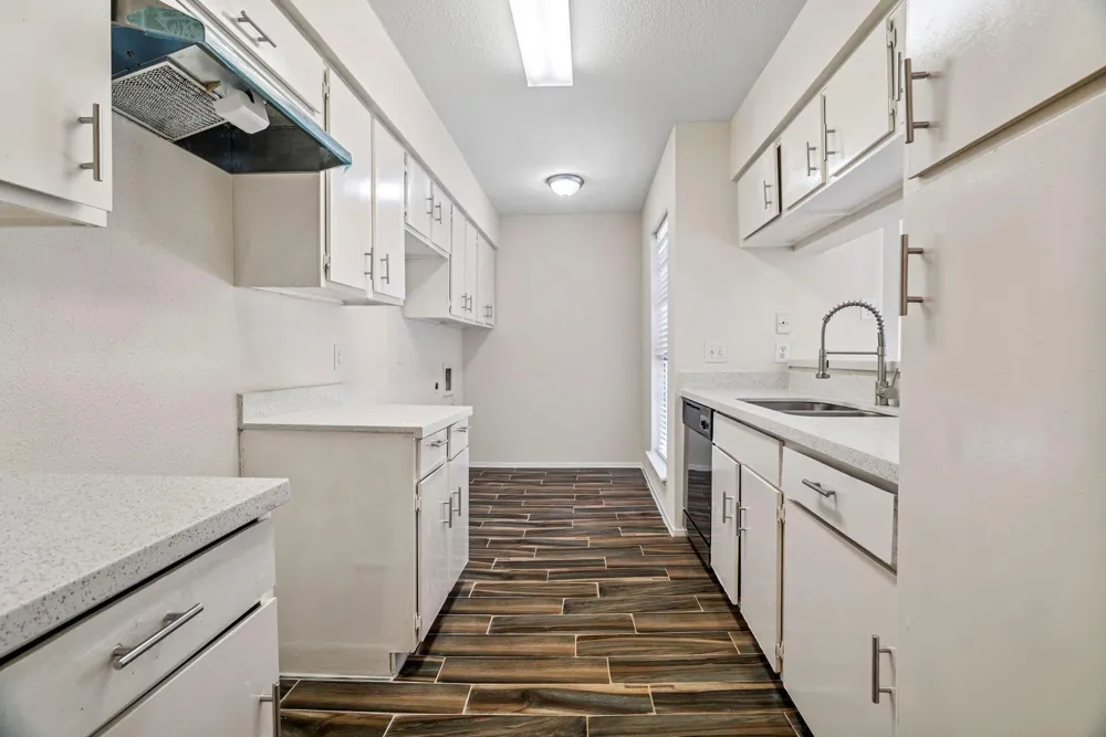 6633 W Airport Boulevard #916 Houston, TX 77035
