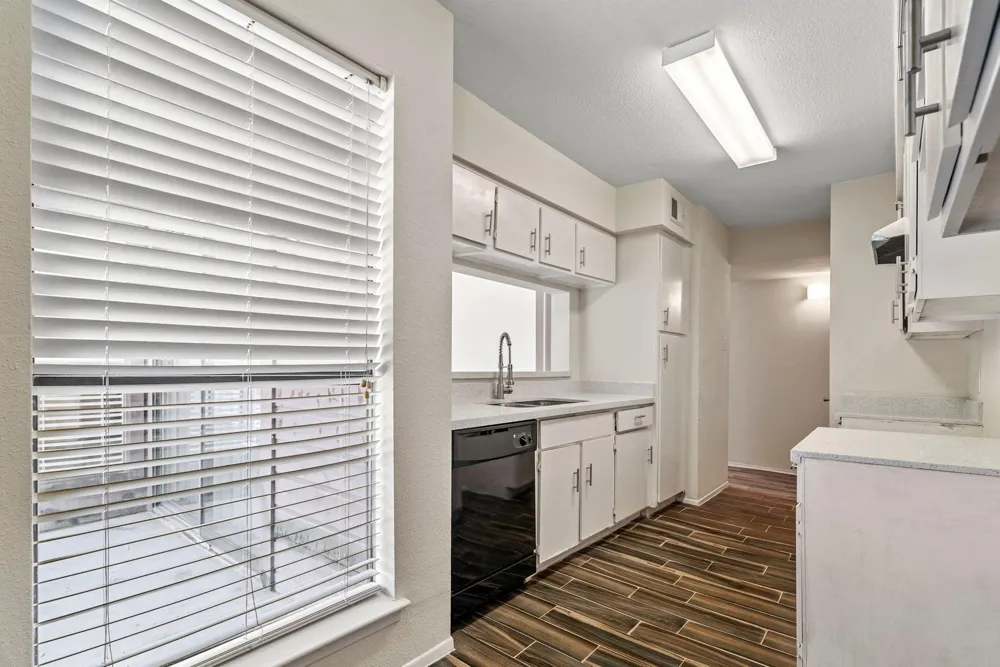 6633 W Airport Boulevard #916 Houston, TX 77035