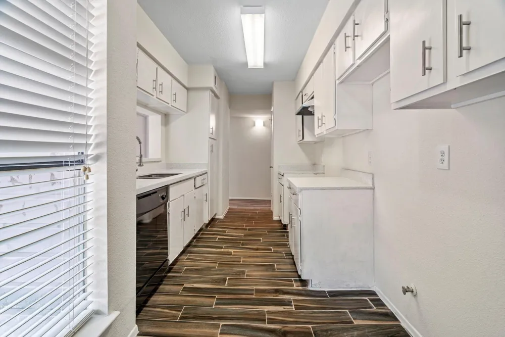 6633 W Airport Boulevard #916 Houston, TX 77035