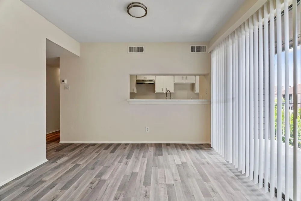6633 W Airport Boulevard #916 Houston, TX 77035