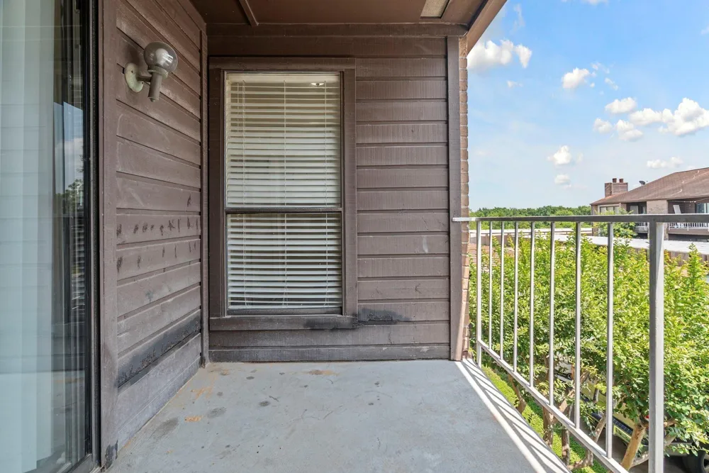 6633 W Airport Boulevard #916 Houston, TX 77035