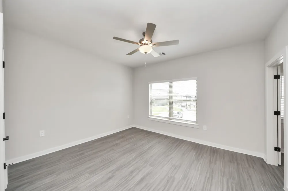 7711 Longmire Road #199 Conroe, TX 77304