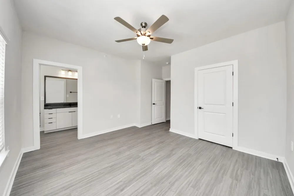 7711 Longmire Road #199 Conroe, TX 77304