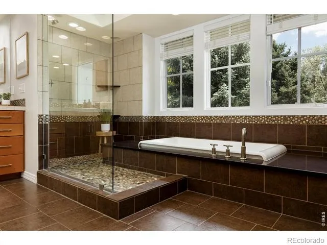 7271 Longview Drive Niwot, CO 80503