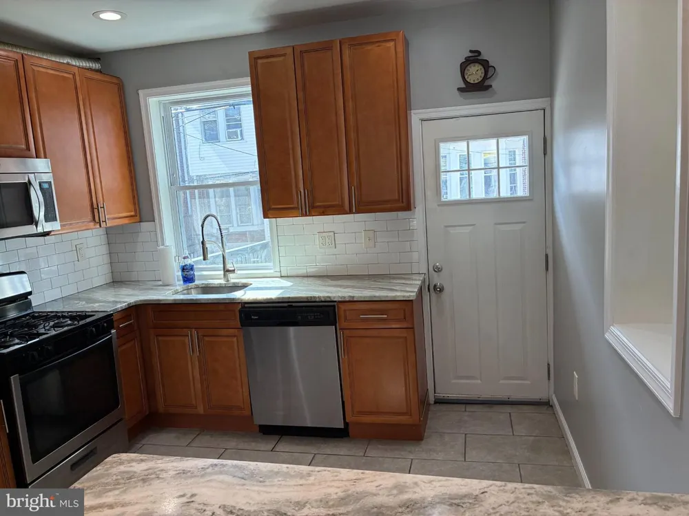 5734 CAMAC STREET Philadelphia, PA 19141