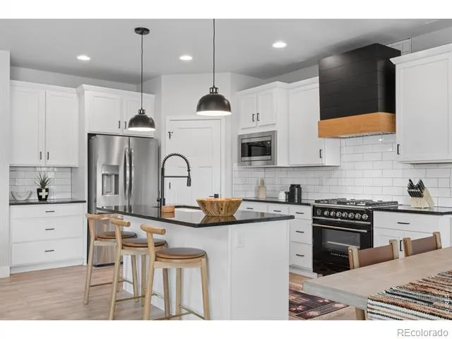 647 Red Jewel Drive Windsor, CO 80550