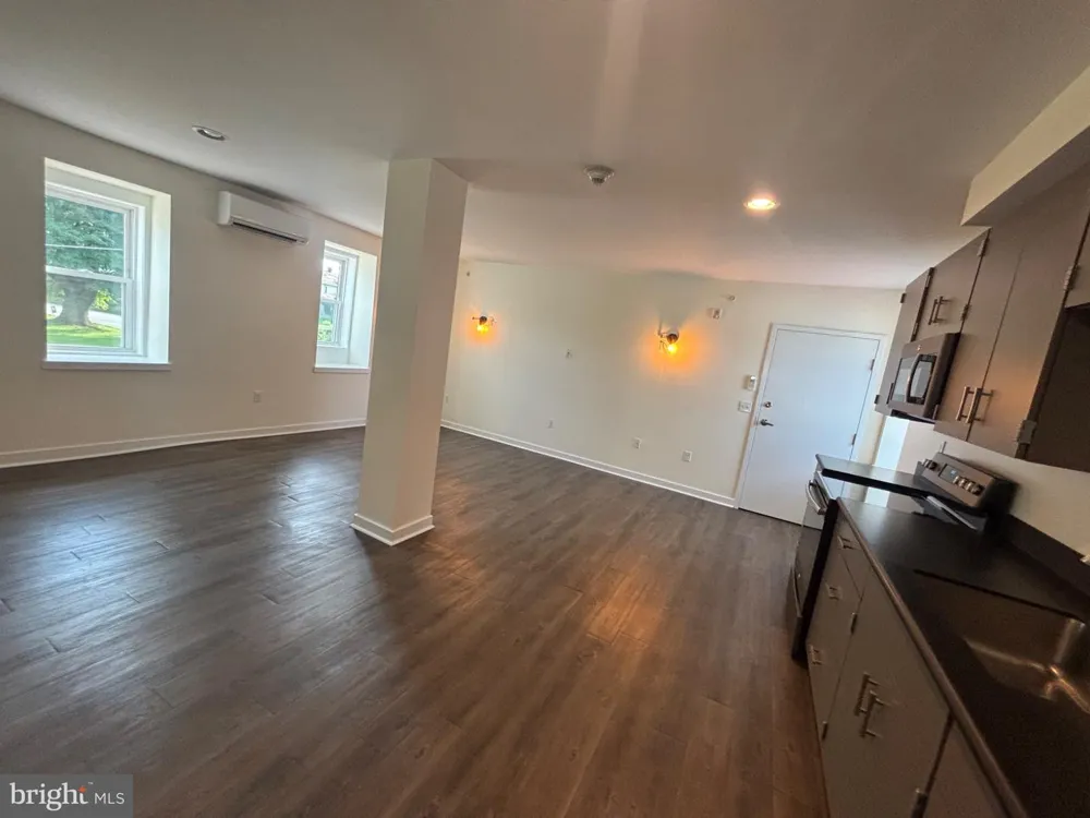 5 S VILLAGE AVENUE #5 Exton, PA 19341