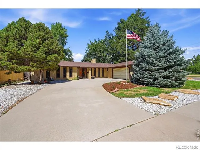 1843 Jewel Drive Longmont, CO 80501