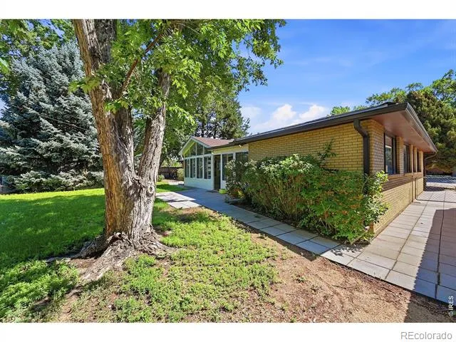 1843 Jewel Drive Longmont, CO 80501