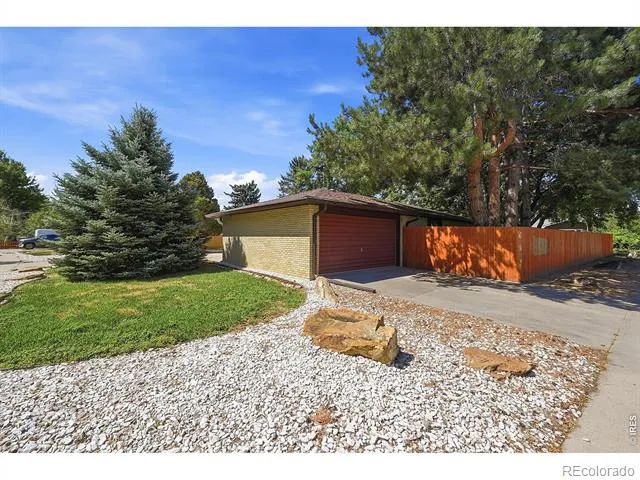 1843 Jewel Drive Longmont, CO 80501