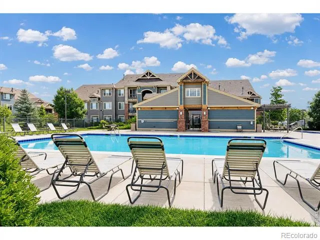 804 Summer Hawk Drive #8104 Longmont, CO 80504