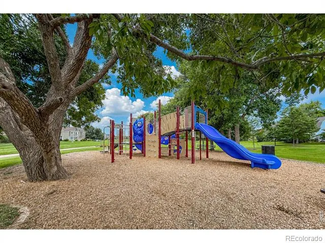 804 Summer Hawk Drive #8104 Longmont, CO 80504