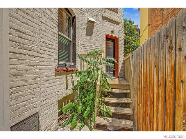 1629 Clarkson Street #11 Denver, CO 80218