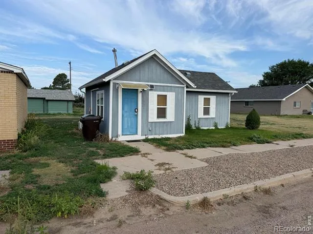 1330 1st Avenue Vona, CO 80861