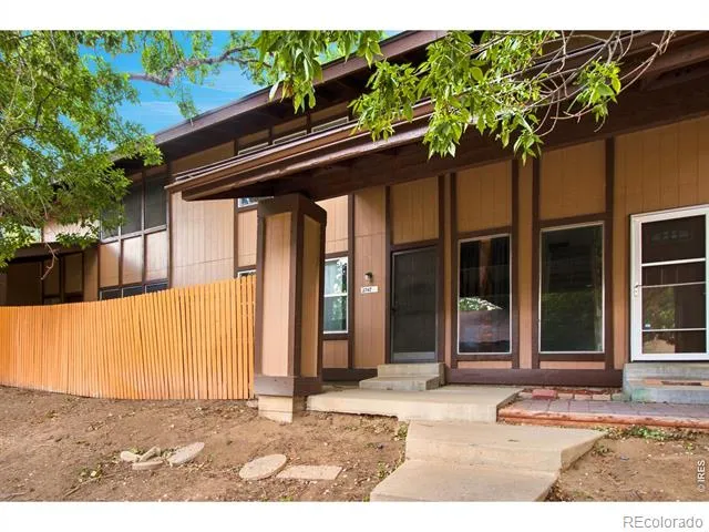 3747 S Granby Way Aurora, CO 80014