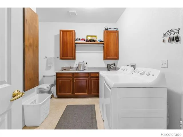1687 Radcliffe Place Longmont, CO 80503