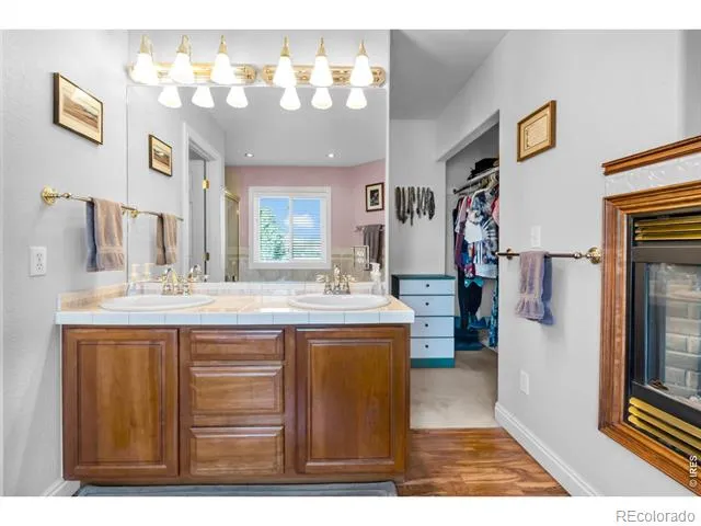 1687 Radcliffe Place Longmont, CO 80503