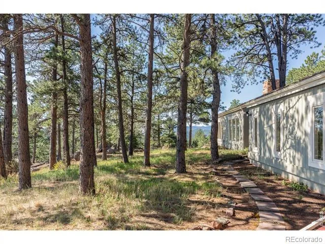 2790 Lee Hill Drive Boulder, CO 80302
