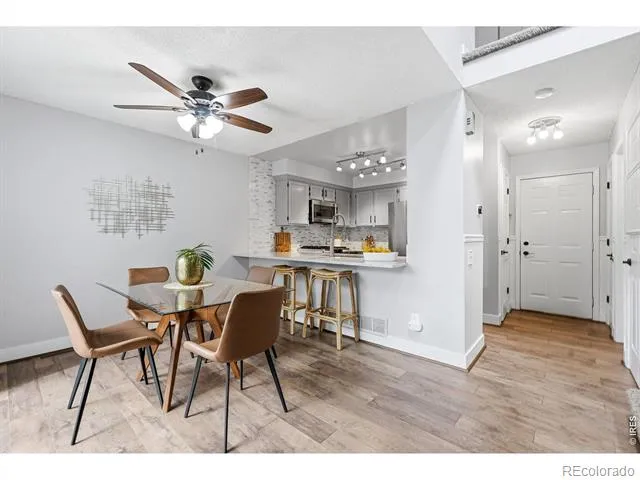 2892 W Long Circle #G Littleton, CO 80120