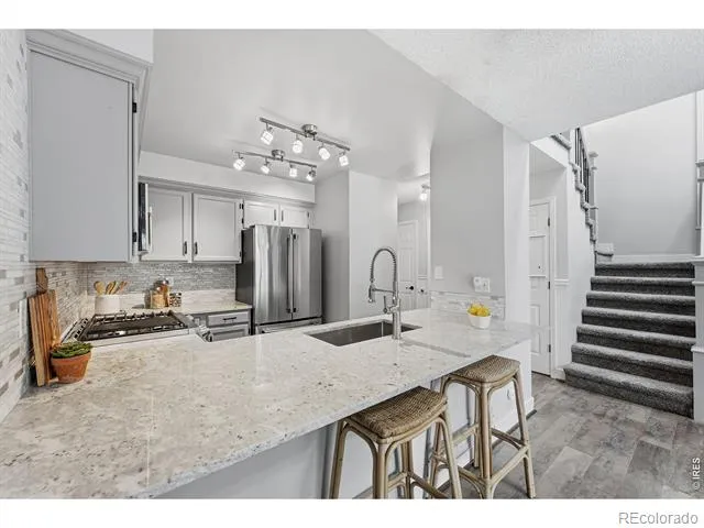 2892 W Long Circle #G Littleton, CO 80120