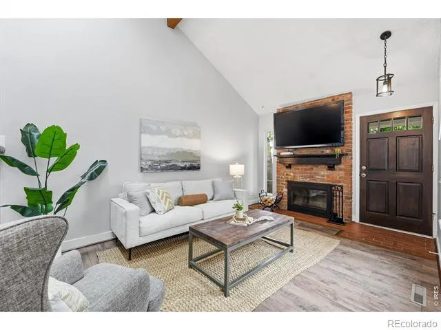 2892 W Long Circle #G Littleton, CO 80120
