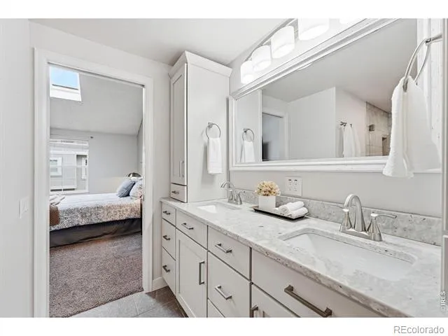 2892 W Long Circle #G Littleton, CO 80120