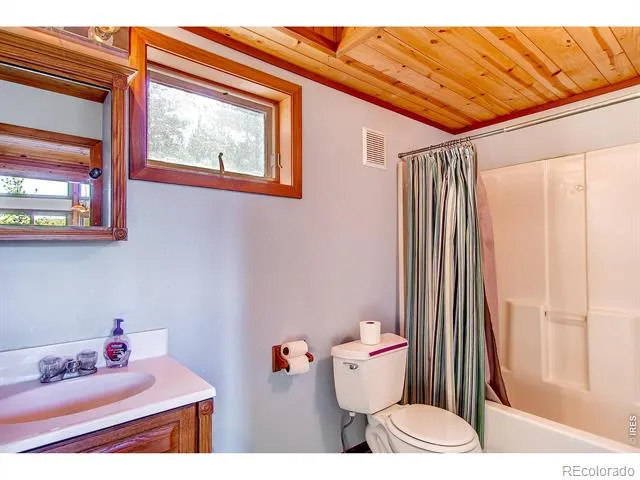 24 Farrell Drive Black Hawk, CO 80422