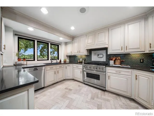 2109 Country Club Cove Fort Collins, CO 80524