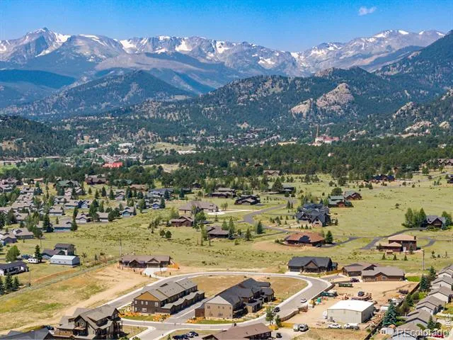 Continental Peaks Circle Estes Park, CO 80517