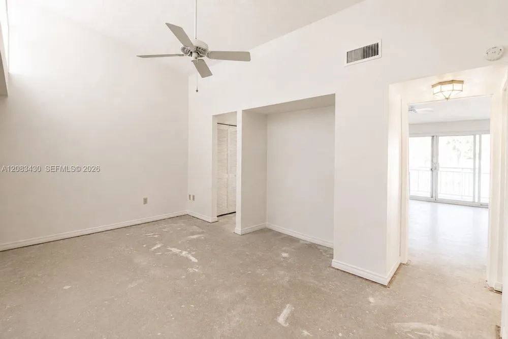 7865 SW 106th Ave Miami, FL 33173