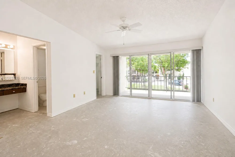 7865 SW 106th Ave Miami, FL 33173
