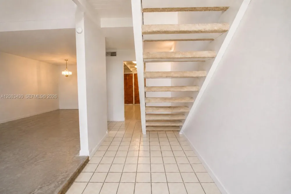 7865 SW 106th Ave Miami, FL 33173