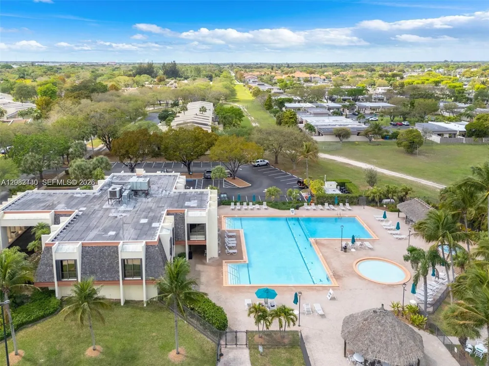 7865 SW 106th Ave Miami, FL 33173
