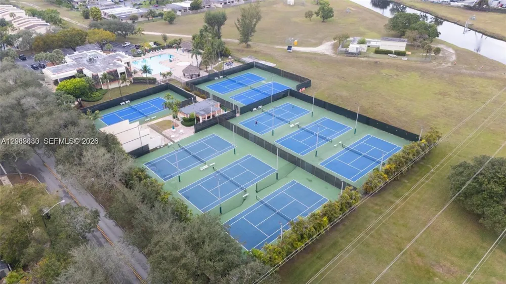 7865 SW 106th Ave Miami, FL 33173