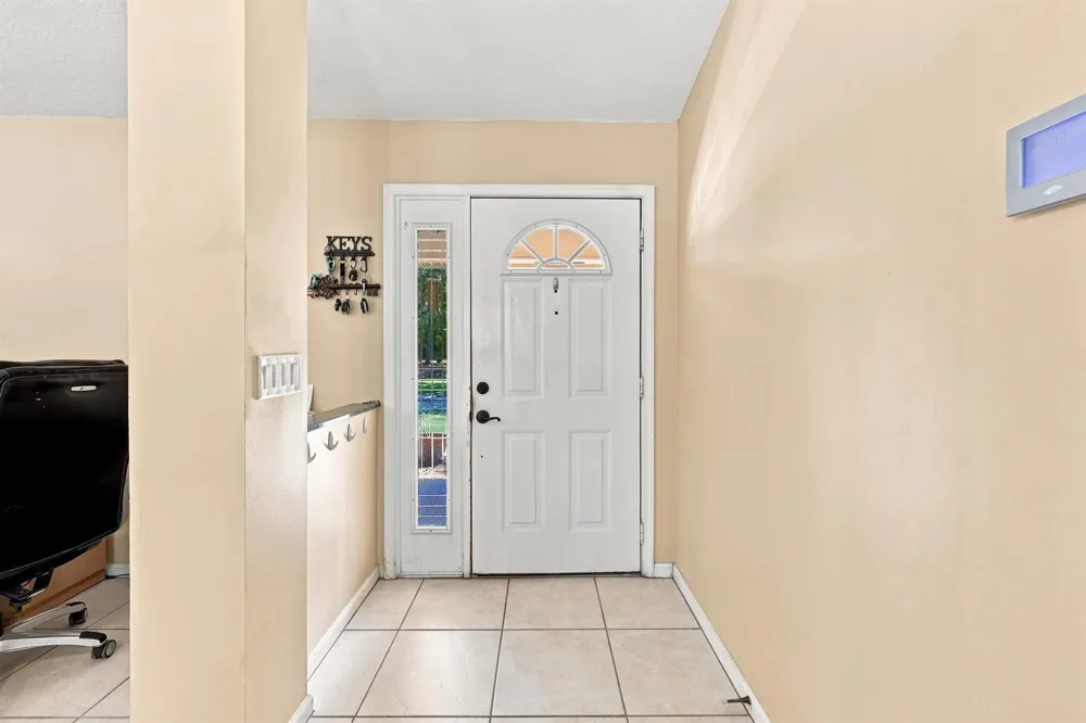 2195 F ROAD Loxahatchee, FL 33470