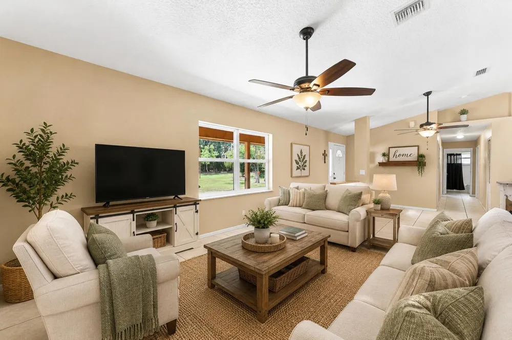2195 F ROAD Loxahatchee, FL 33470