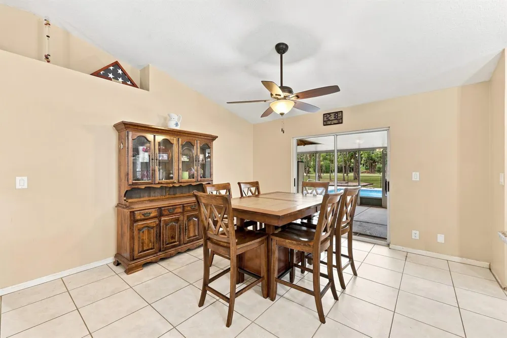 2195 F ROAD Loxahatchee, FL 33470