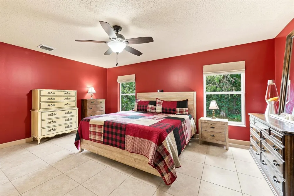 2195 F ROAD Loxahatchee, FL 33470