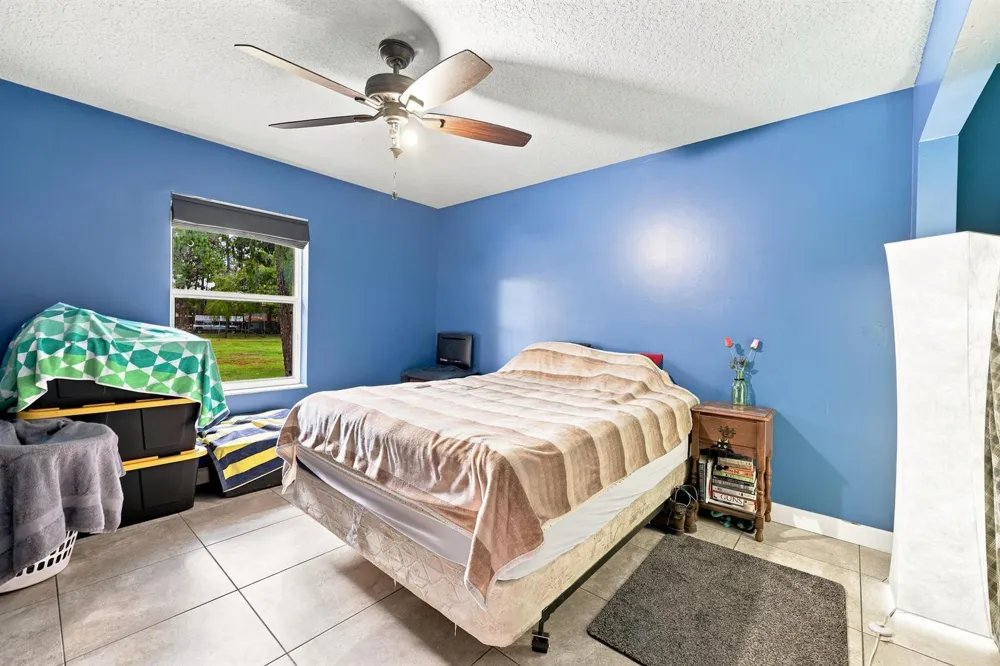 2195 F ROAD Loxahatchee, FL 33470