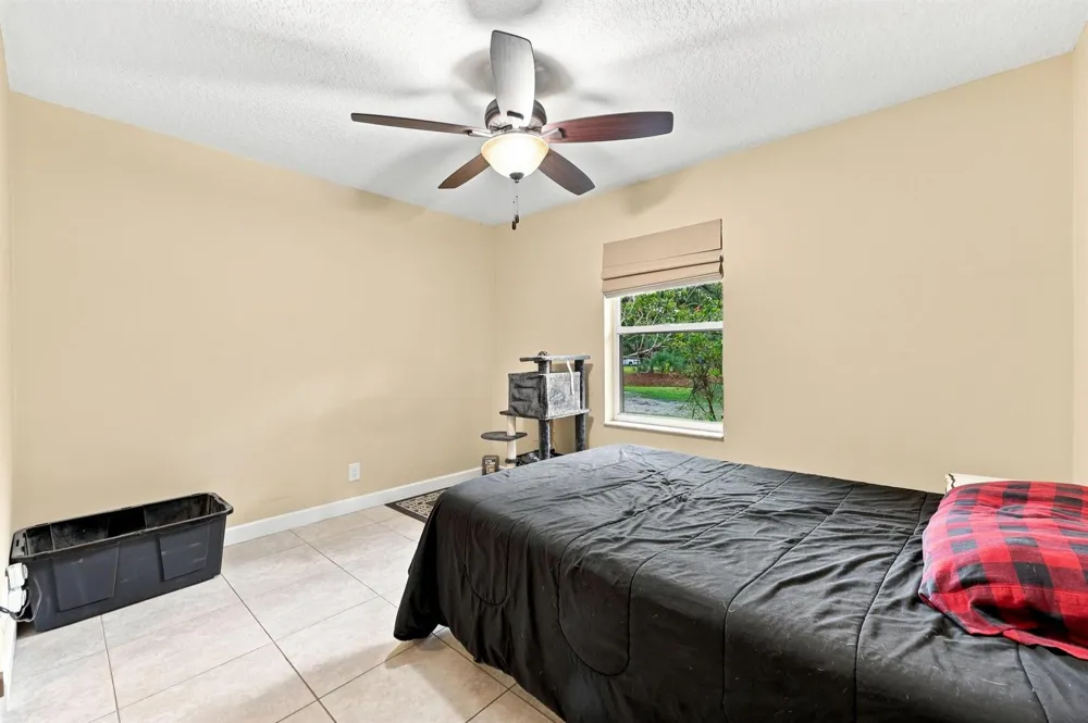2195 F ROAD Loxahatchee, FL 33470