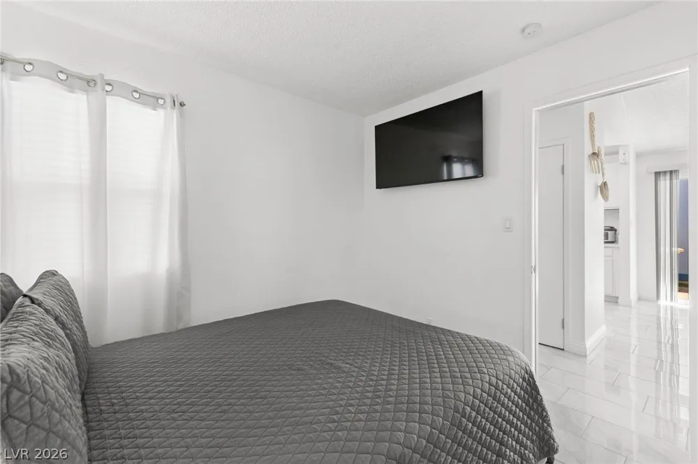 2316 El Cerrito Circle Las Vegas, NV 89108