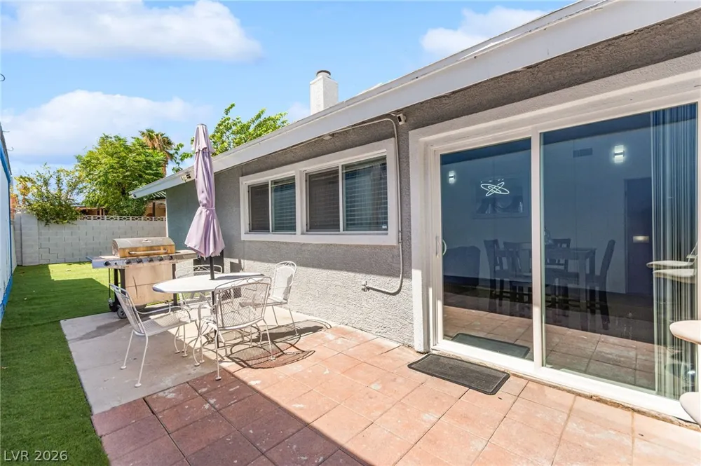 2316 El Cerrito Circle Las Vegas, NV 89108