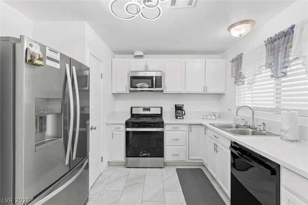 2316 El Cerrito Circle Las Vegas, NV 89108