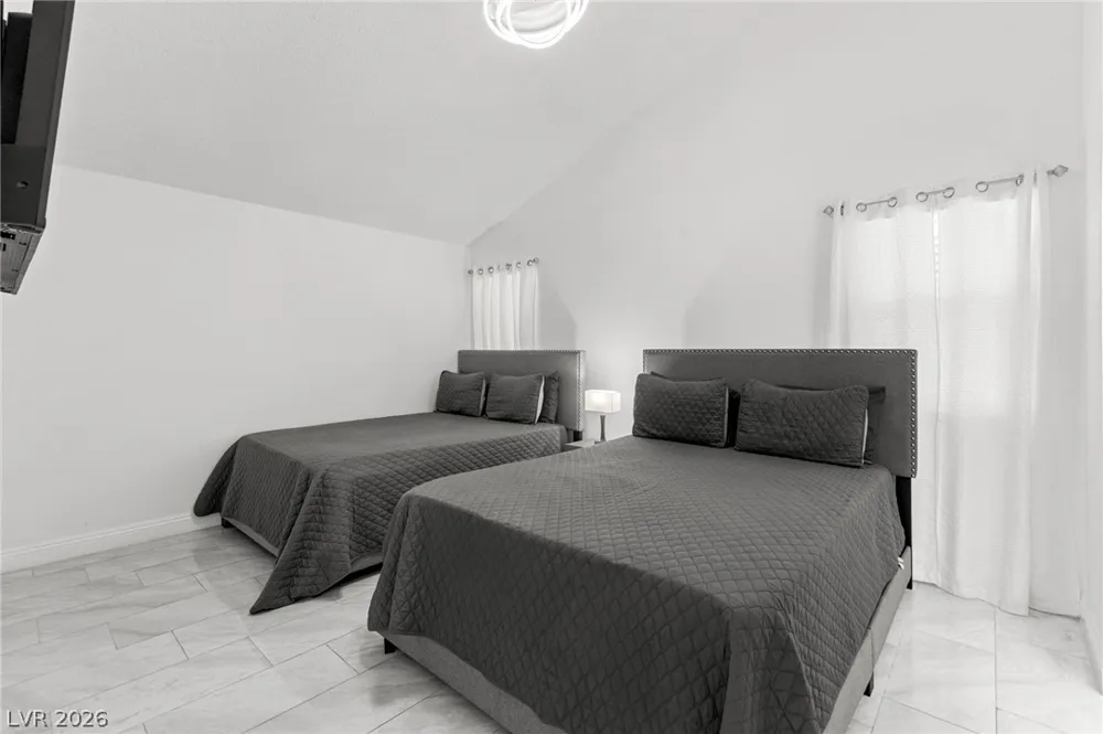 2316 El Cerrito Circle Las Vegas, NV 89108