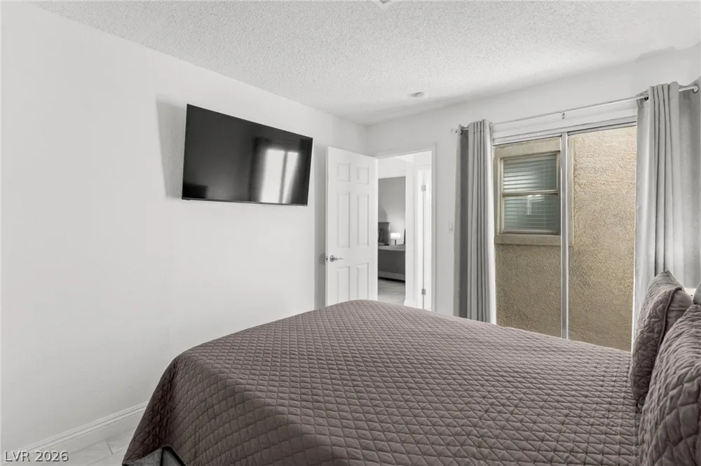 2316 El Cerrito Circle Las Vegas, NV 89108