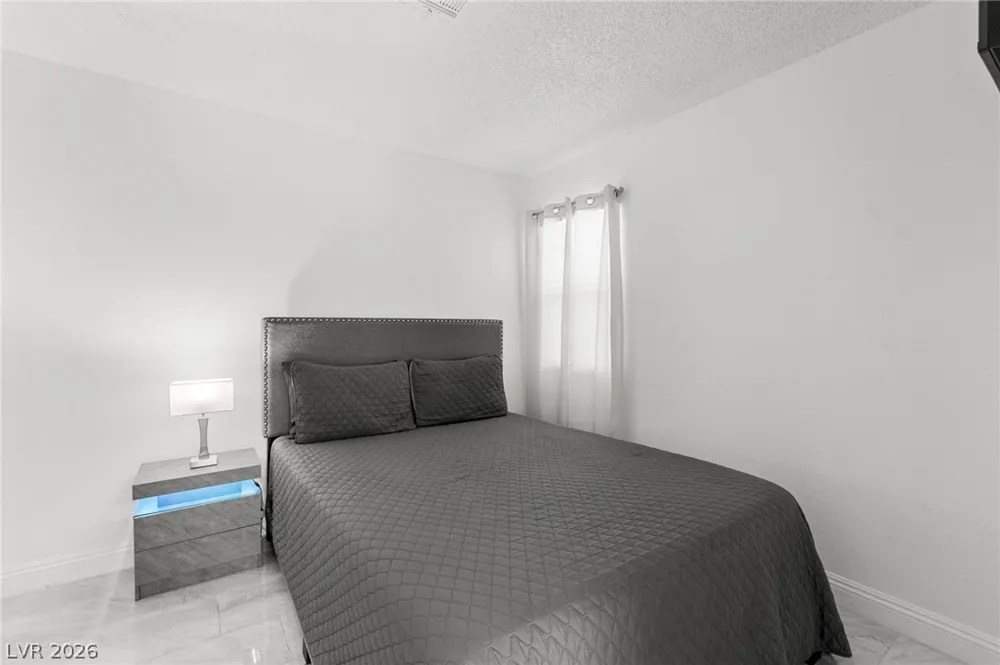 2316 El Cerrito Circle Las Vegas, NV 89108